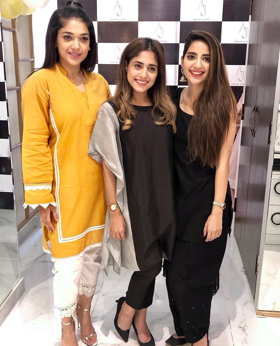 ShowbizAndNewz's tweet photo. Saboor Aly, Sanam Jung and the designer herself spotted at Anum Jung’s store launch‼️ @Saboor_Aly @SanamJungPK #AnumJung #AJDesign #StoreLaunch https://t.co/d6ELgA2D80