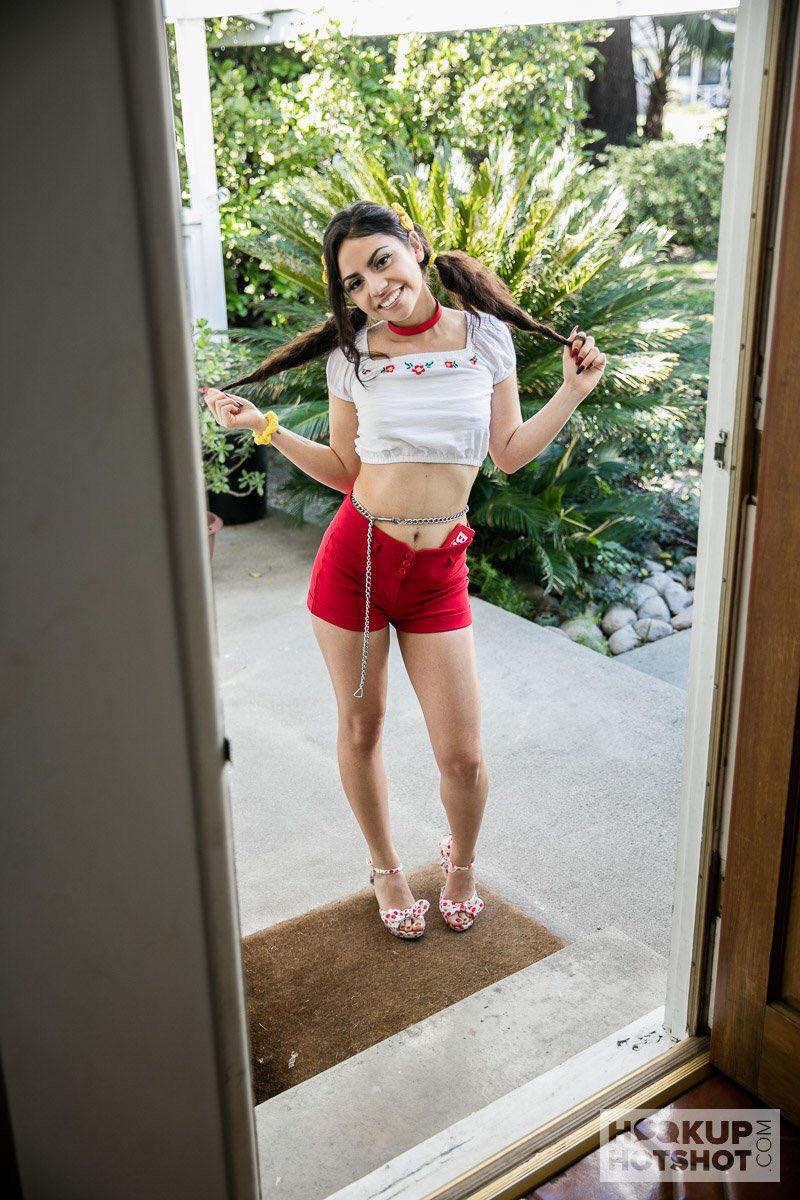 Balderdash on X: I really like the outfits on Hookup Hotshot too, and like  the scenes better than Maxs. t.co96LWr3Uny4  X