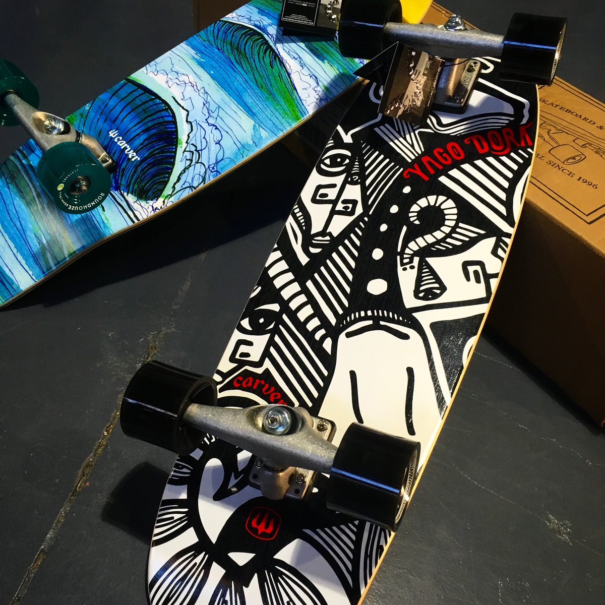 HoeNalu's tweet photo. Tablas @carverskate recién llegadas! 🤩 Swallow y Yago Skinny Goat #carversurfskate #makewaves #surfthestreets https://t.co/AN0IbMBEn1