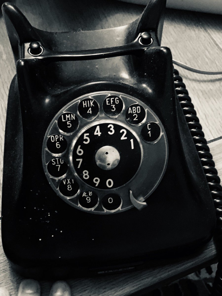 nadia_cav's tweet photo. My teen just asked me how you used this.... she was then VERY amused imagining how long dialling used to take 😂👵🏼#fromanothertime #rotarydial #feelingold https://t.co/YhsvTsezT7