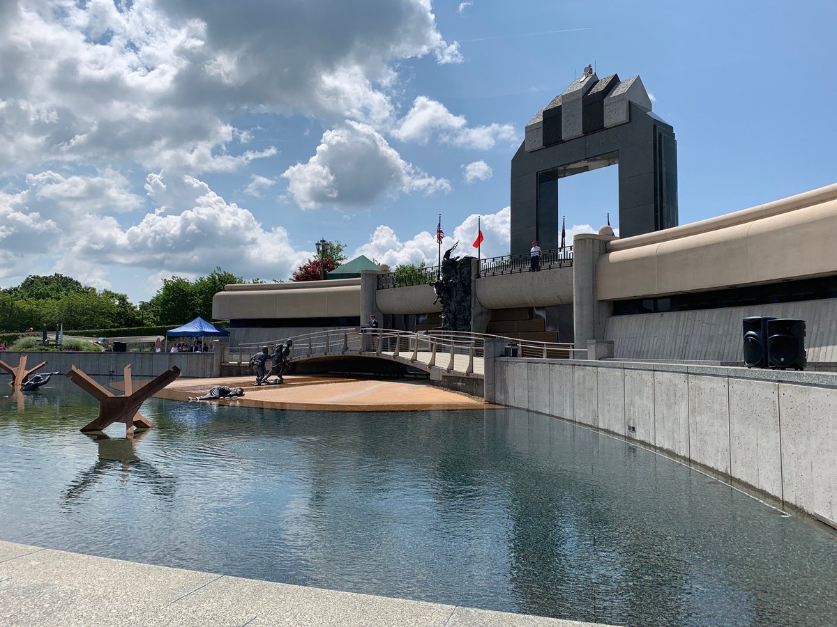 JessicaWSLS's tweet image. A truly special #MemorialDay at the National D-Day Memorial in Bedford. Thank you to the men and women who have courageously served our country and to those who paid the ultimate sacrifice fighting for our freedom.