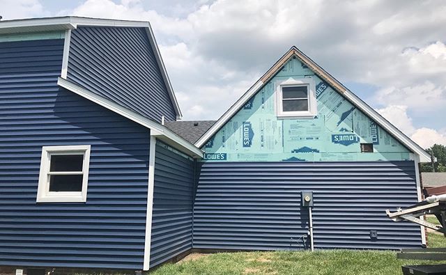 ProjectGoble's tweet photo. 🏠 Today begins week SIX of our house exterior project!!
. 
Only a little more siding to go and our house will be all blue! Definitely lots of progress on every side of the house during this past week. . ⚒ Getting closer to everything being done, but still quite a bit to do. … https://t.co/zGcQwiRFFv
