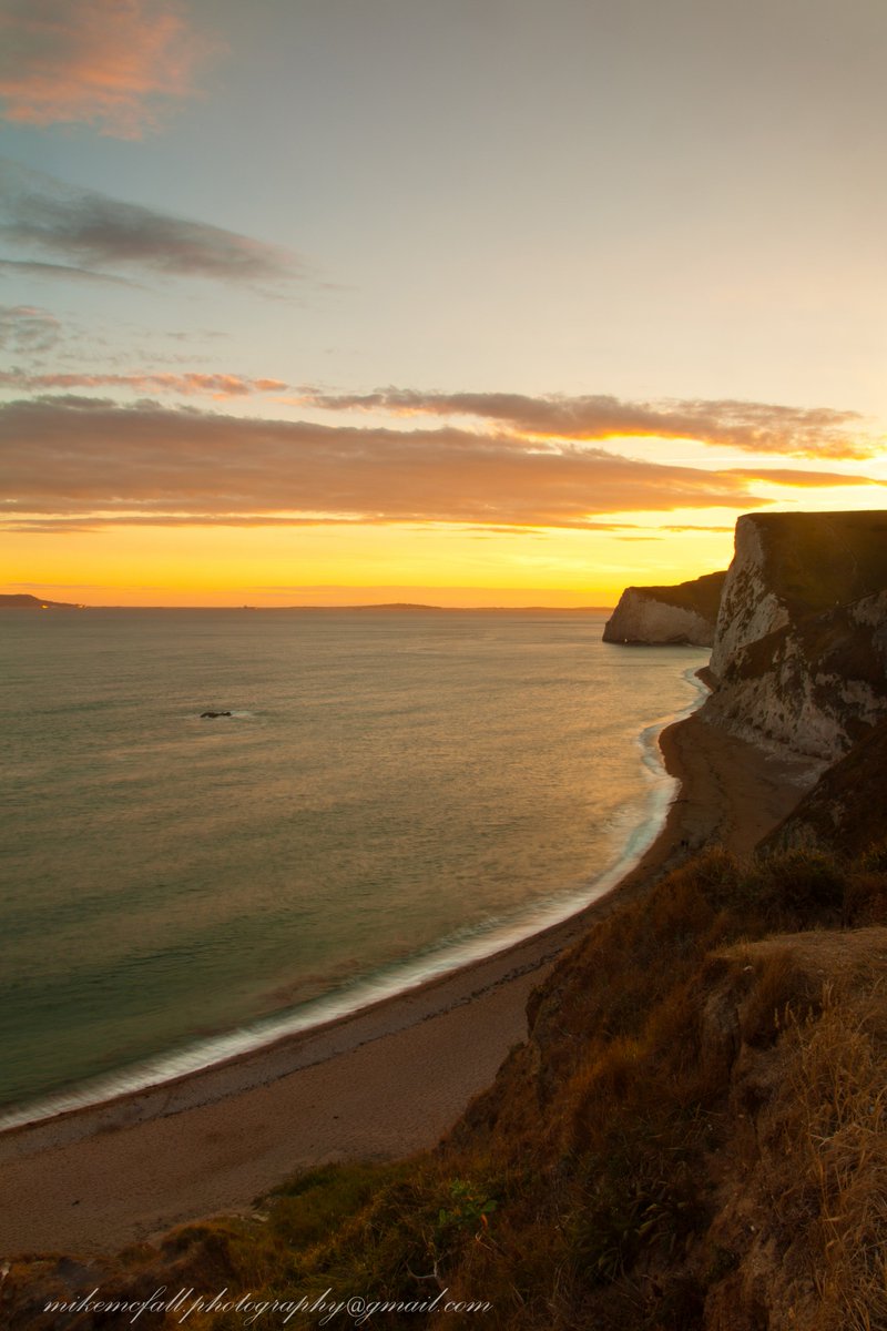 MikeMcFall8073's tweet photo. @StormHour #ThePhotoHour @ThePhotoHour @dorsetlandscape #JurasicCoast #BatsHead #England #UK #AONB #MikeMcFall #MichaelMcFall #Dorset @visit_dorset @VisitDorset #VisitDorset @DorsetTourism @jurassicguides @jurassicoast @DorsetAONB @godorset @swcoastpath @bestofdorset Bats Head https://t.co/U2THK5etOg