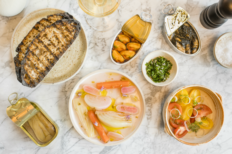 One of the most exciting restaurant openings in London right now, Darby's is from the team behind critically-acclaimed spots Sorella and The Dairy... buff.ly/2XhvzHS