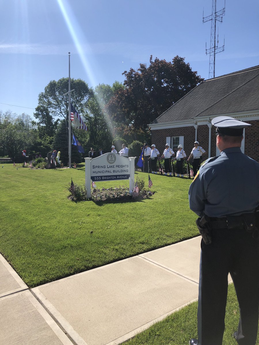 The #SLHBand at today’s Memorial Day ceremony in SLH 🇺🇸 💙<a href="/SLHeights/">Spring Lake Heights</a>
