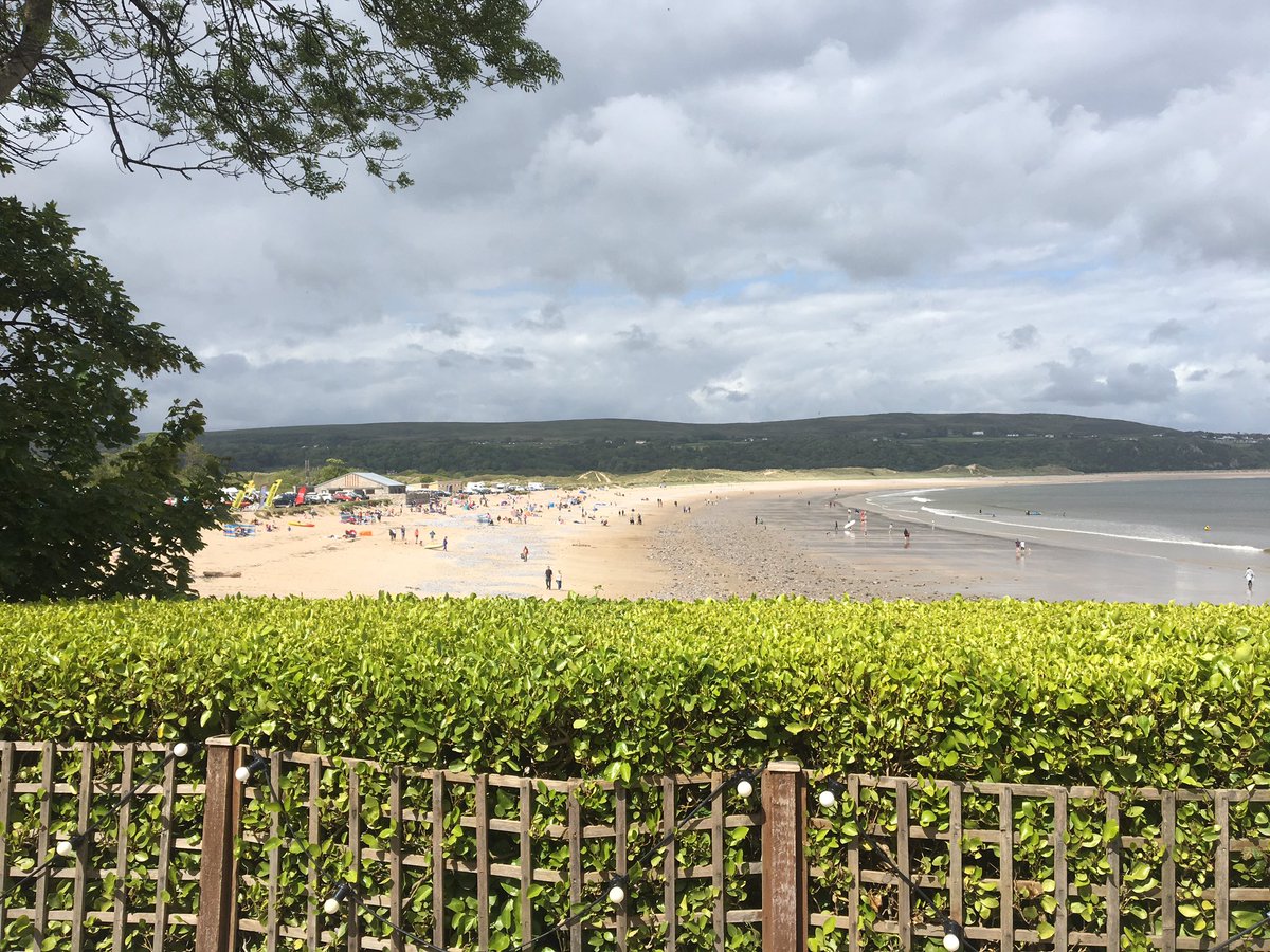 caerau10's tweet image. #oxwichbay #wedding #BankHolidayWeekend