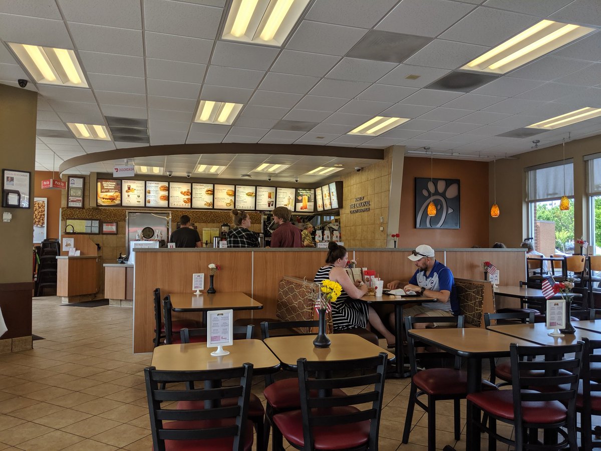 TraceAATurner's tweet photo. Whoever runs this Chick-fil-A should be representing us in Congress. https://t.co/tSzrUxGHyu