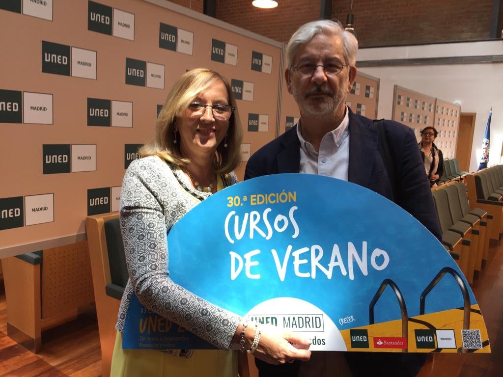 UNEDMadrid's tweet photo. La sede de #EscuelasPías de #UNEDMadrid, ha acogido hoy el acto de Presentación de los CURSOS DE VERANO #UNED2019 presidido por el rector @rmairal en su XXX edición. 
Contamos con todos vosotros para disfrutar este fantástico plan de verano. https://t.co/6BLAo7J1Bh