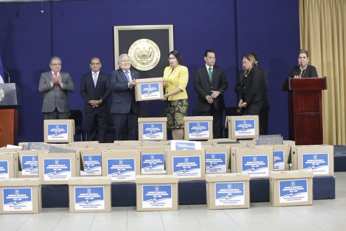 Salvador Sánchez Cerén tweet media