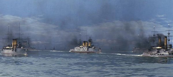 真鍋譲治 単行本 パトラと鉄十字 6 12発売予定 على تويتر 今日は日本海海戦の日だそうな そんなことで昔描いた露戦艦オスラビア ボコボコにされちゃいました ナメクジみたいな艦型が好きです