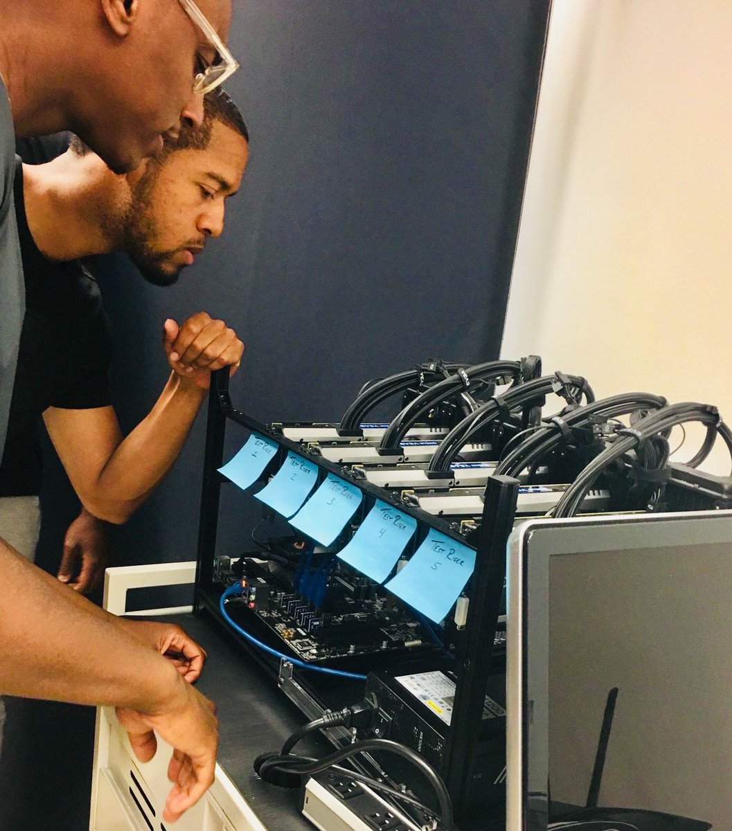 AfroTech's tweet photo. The Howard Blockchain Lab Wants To Bring Cryptocurrency Education to HBCUs https://t.co/FMVJ68VorN https://t.co/I92VgJpR9V