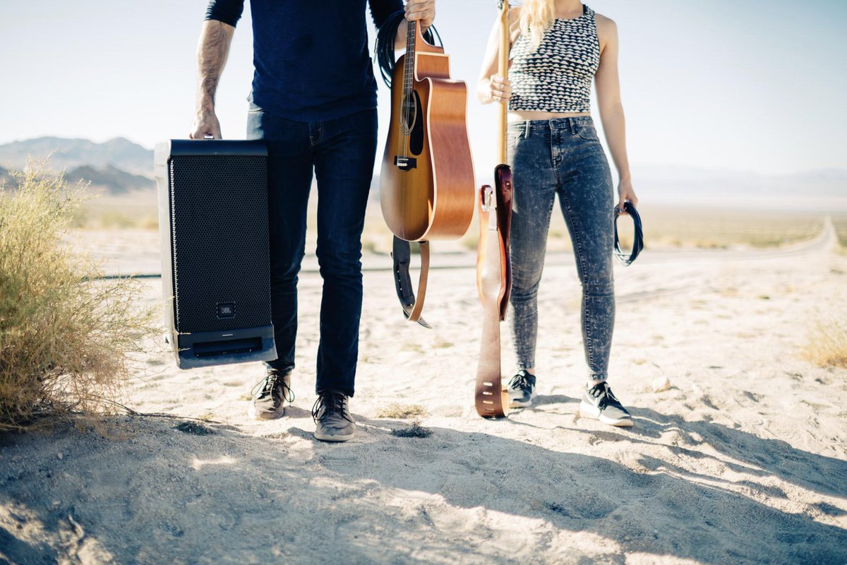 turntoamplify's tweet photo. In the middle of the desert, with some good company and some great tunes. That's where we wish we were this #MusicMonday! 📸Picture shot for a campaign we worked on with @TheJBLPro. https://t.co/k534Se8CUM