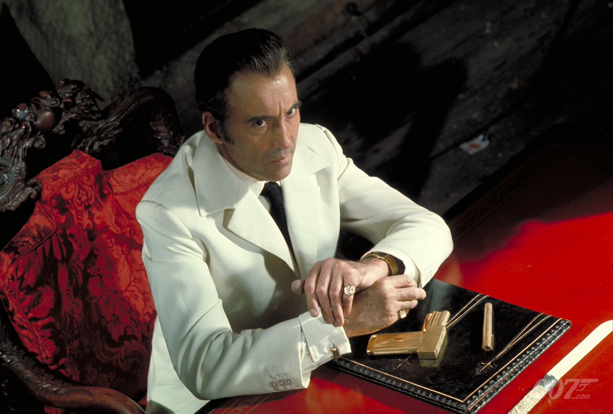 Today would have been Christopher Lee’s 97th birthday. A step-cousin of Ian Fleming, Christopher played assassin Francisco Scaramanga in THE MAN WITH THE GOLDEN GUN (1974)