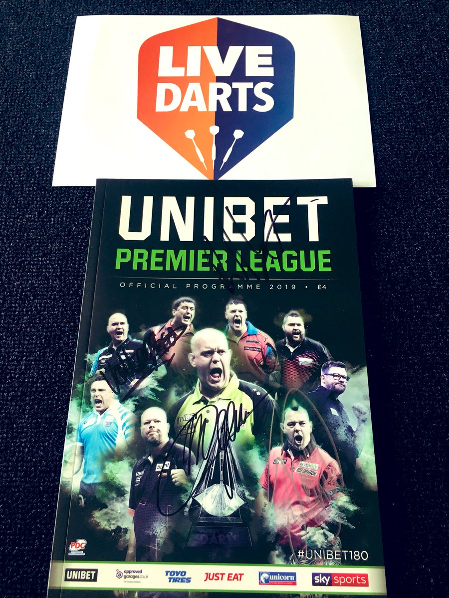 livedarts's tweet photo. 🎯 COMPETITION TIME 🎯 

Retweet and follow @livedarts for your chance to win a Premier League programme signed by the four semi-finalists! 🖊

Subscribe ➡️ https://t.co/NxlBM7ltOd https://t.co/odulrJdN1i