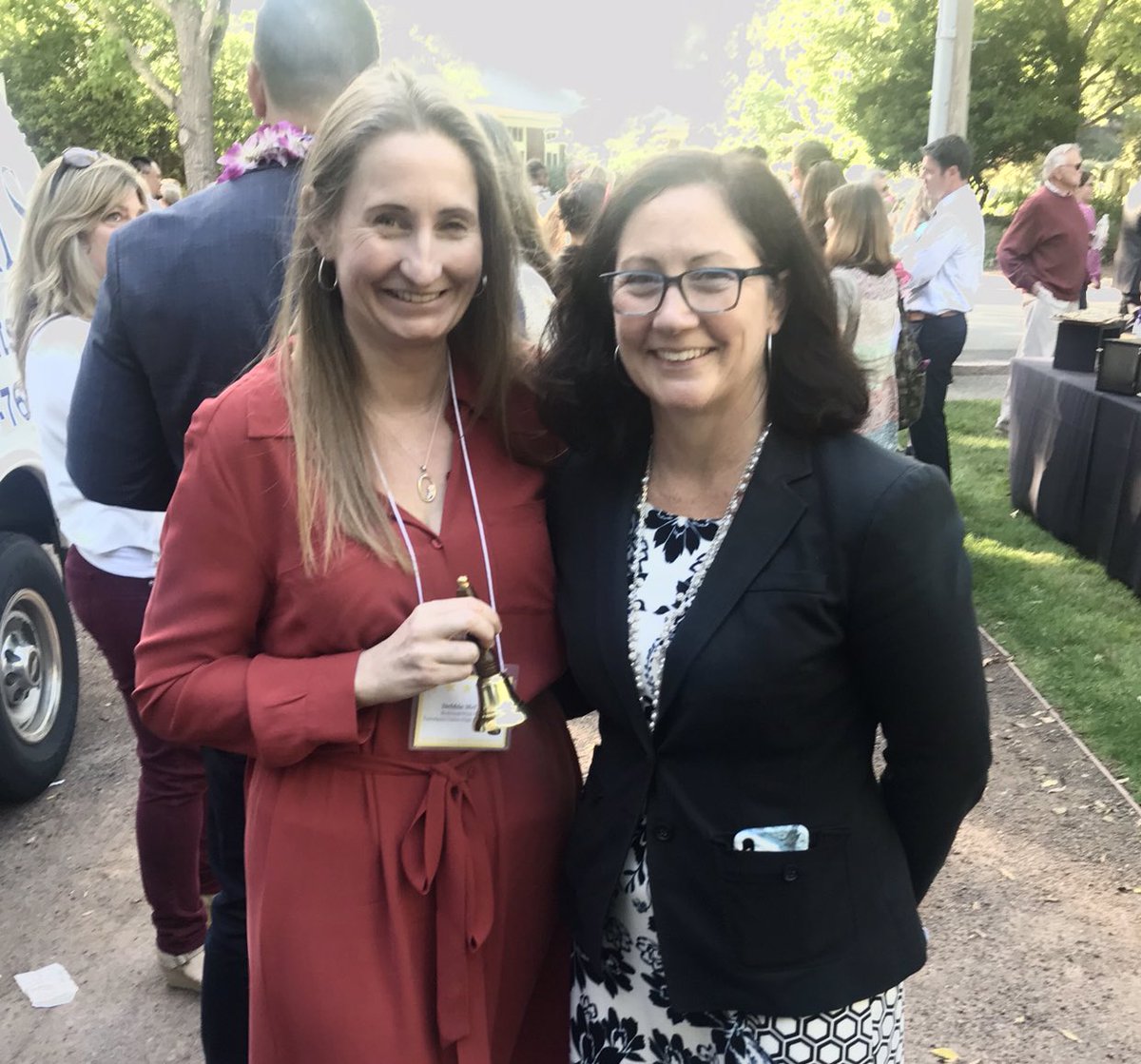 RHSGiants411's tweet photo. Congratulations to our 2019 Golden Bell teacher, Debbie McCrea - ELD and Spanish teacher extraordinaire! (Debbie on left, Supt Taupier on right) https://t.co/kXS7oDCvtd