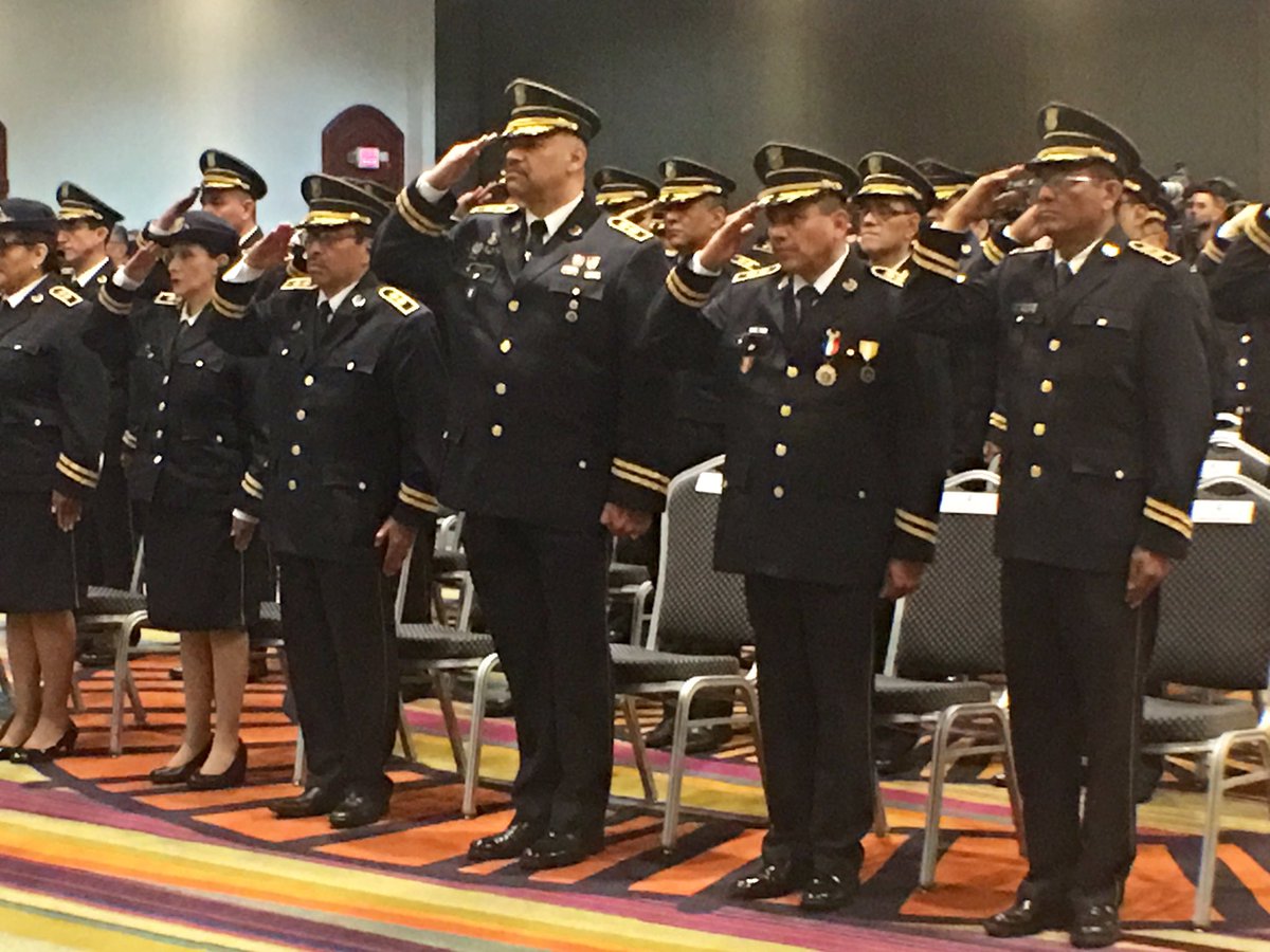 ANSPSV's tweet photo. El IV curso de ascenso a Comisionado, fue realizado con dos meses de formación teórica y práctica; reforzaron habilidades, destrezas y actitudes para el desempeño de las funciones propias del nivel superior de @PNC_SV | @ANSP_ElSalvador https://t.co/pslGtIVvhq