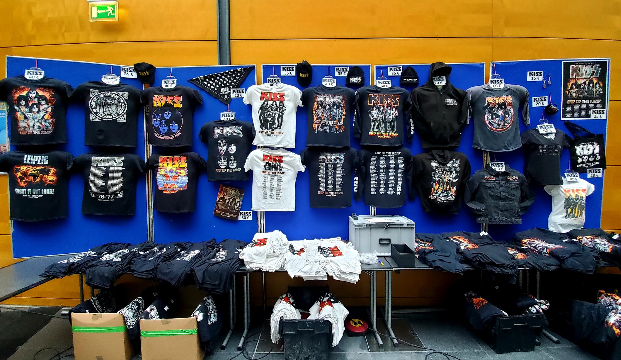 KISS END OF THE ROAD TOUR MERCHANDISE 