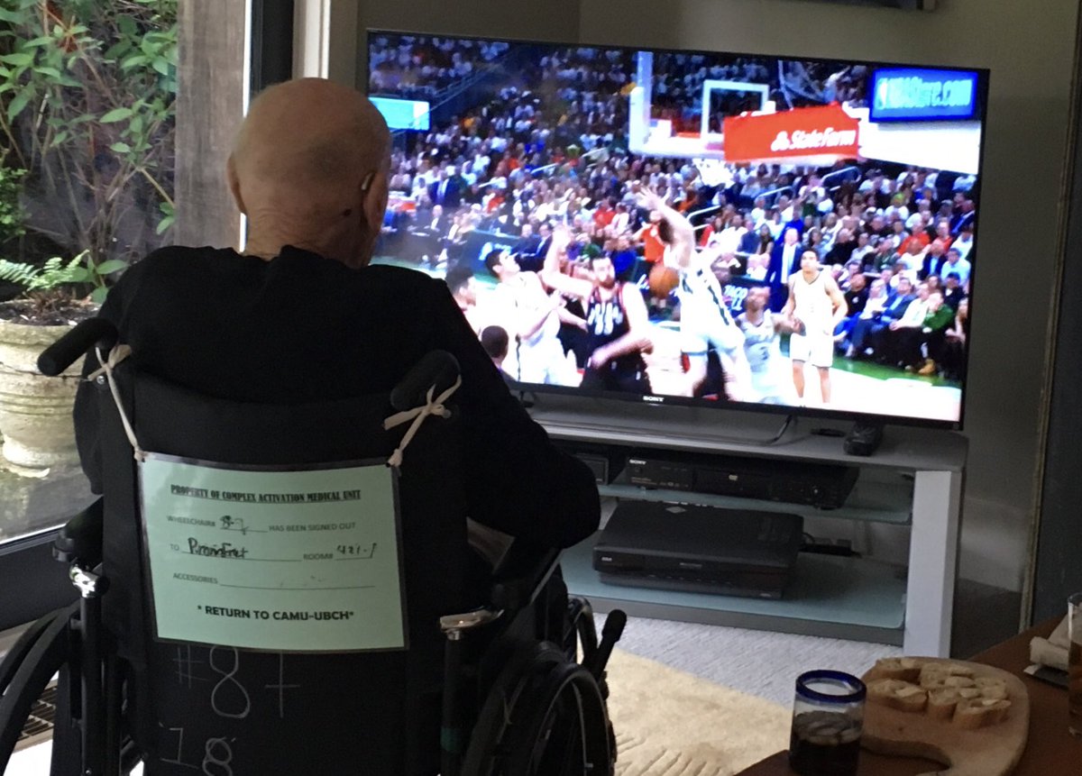 kpomfret800's tweet photo. Less than 2 months ago, my 96 yr old Grandpa (former @CanBball Olympian, Jack Pomfret) was in a bad car accident, breaking 19 bones. 

On Saturday, he broke out of hospital  so he could watch the @Raptors game, 1km away at my Aunts. @espn @TSN_Sports @NBA #WeTheNorth 🐐 https://t.co/D7Dw1DTAo7