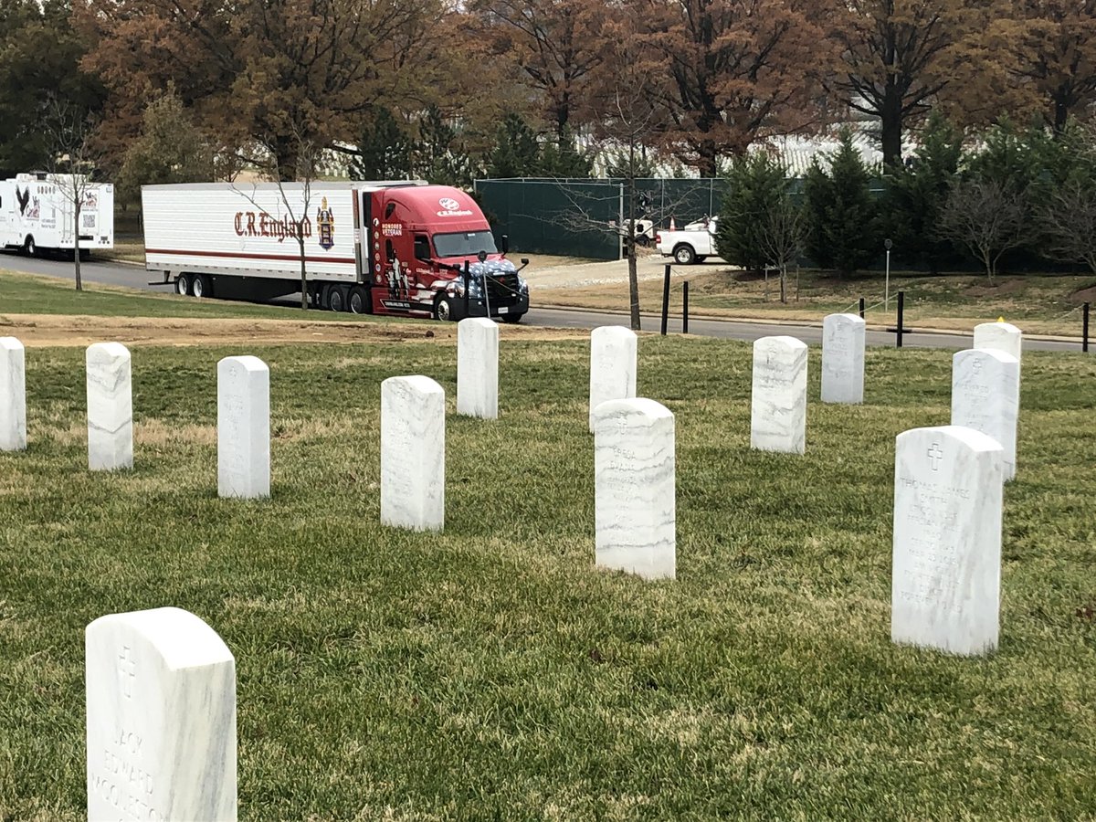 On this Memorial Day, <a href="/CREngland/">C.R. England</a> salutes the fallen heroes that gave everything to protect our freedom! <a href="/TRUCKINGdotORG/">American Trucking</a>