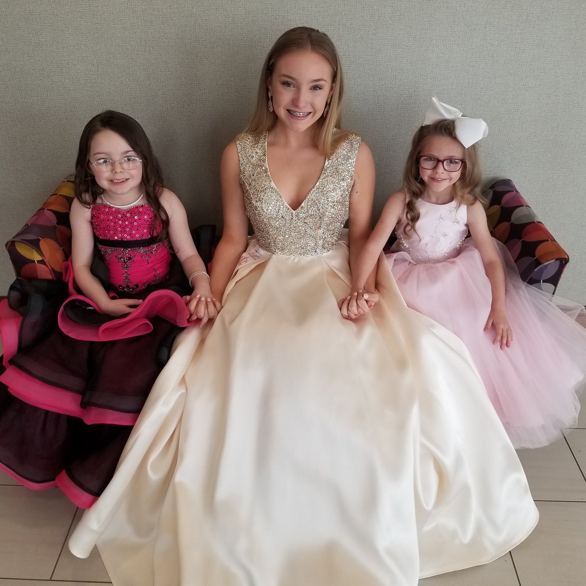 MQPPageants's tweet photo. Join us at our National competition! Memorial day sale!!! $325 entry fee. Application:https://t.co/ypwXaulrqZ

PayPal entry to: https://t.co/l0OJaa6xVU

July 13-14, 2019, Hilton Garden Inn South/Greenwood,  Indiana https://t.co/hsSAmjkogS