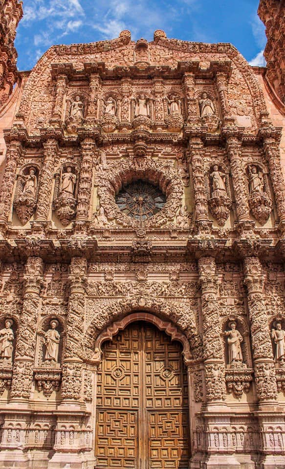 FototecaZac's tweet photo. #ExcelenteLunes les enviamos un cordial saludos desde #Fototeca #Zacatecas @ATelloC  @gobiernozac #Fotografía Aurelio Fernández. https://t.co/ZlwTxlx0M6