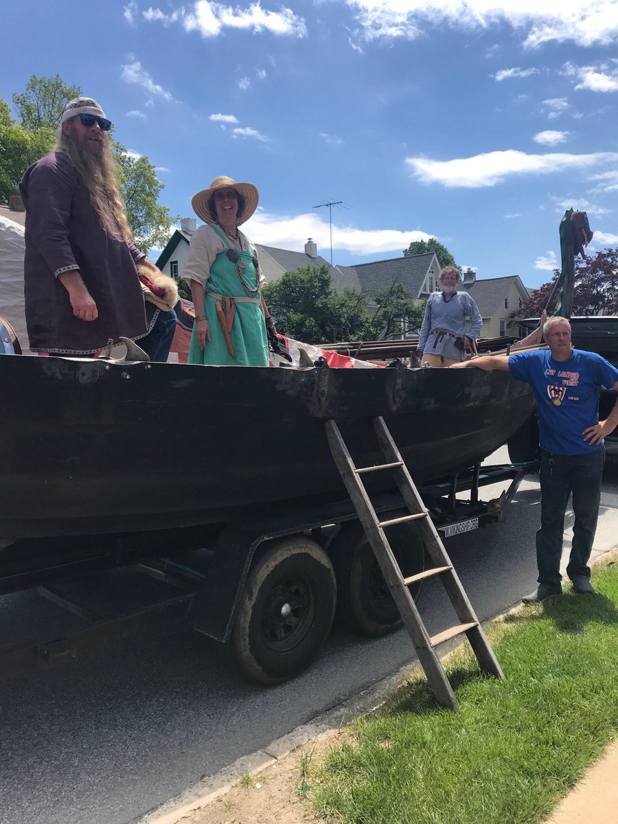 LEVikingShip1's tweet photo. Having a great time at the Kennett Square Memorial Day Parade! #vikings #vikingship #thenorseman #vikingsonparade https://t.co/y4f0Ua3qok