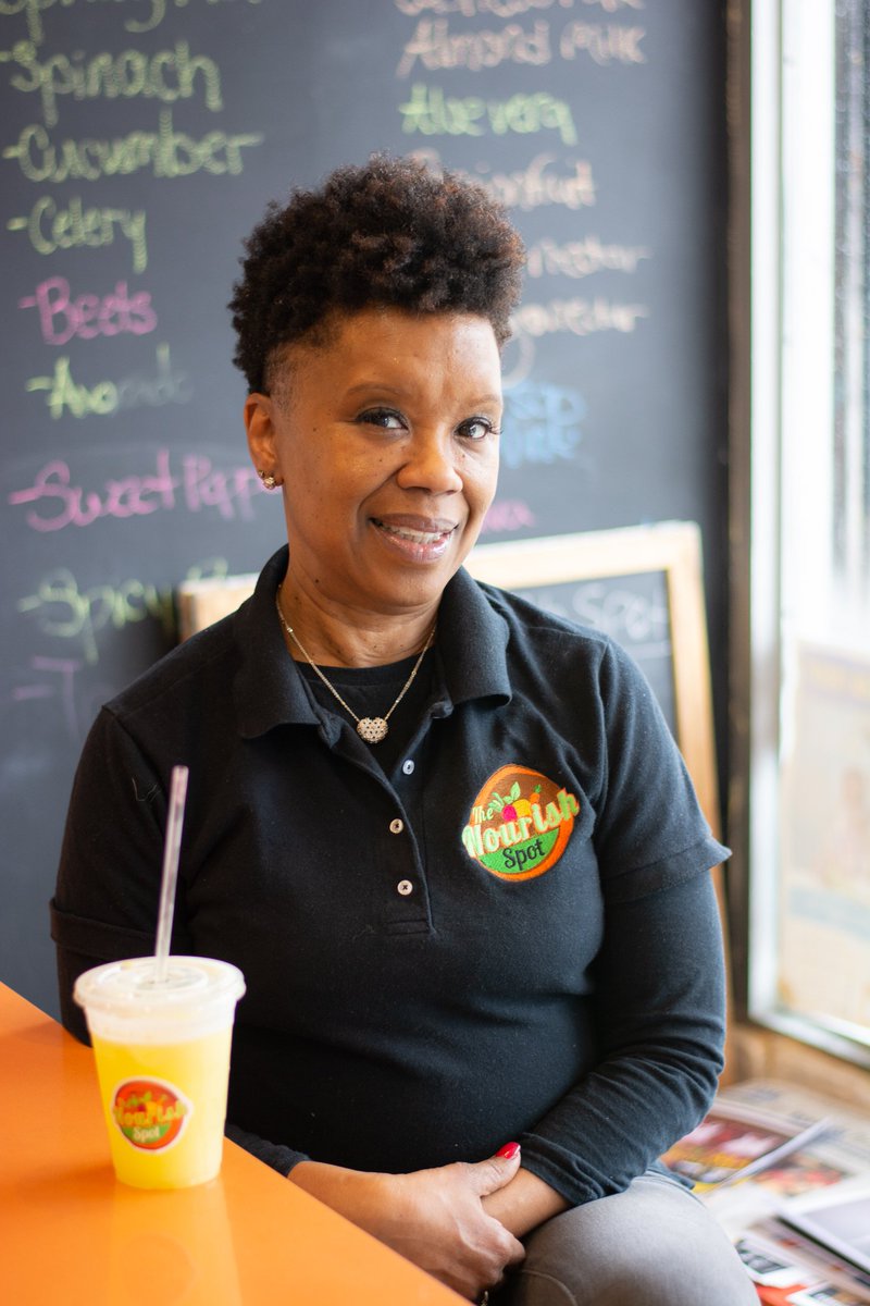 _flashzine's tweet photo. new on the site: dawn kelly of @TheNourishSpot is ushering a new wave of healthy options in her neighborhood of jamaica, queens with an air of self assurance and determination. we sit with her and get all the details, click for more: https://t.co/BF733lPZGc 🍓 https://t.co/f2n3kTnBID