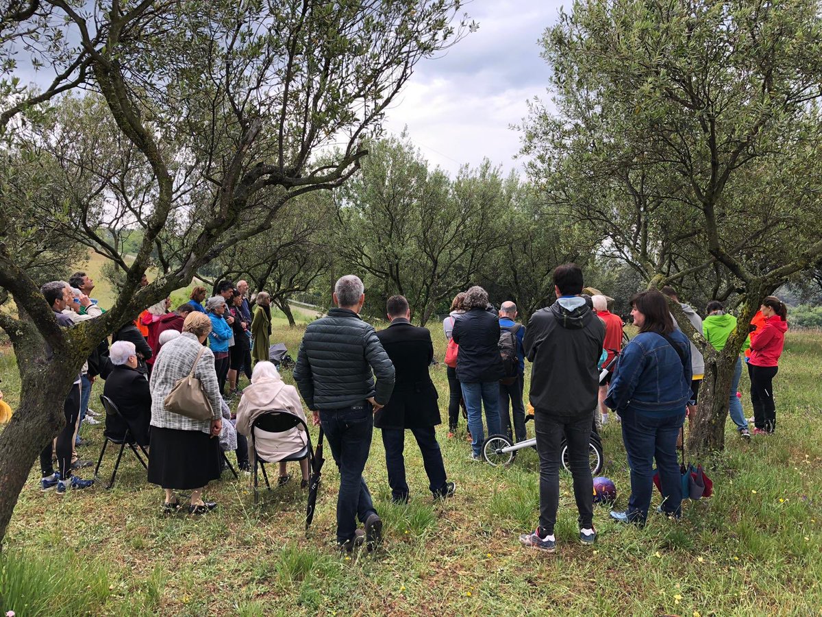 InsMBlancafort's tweet photo. Algunes imatges de l’acte d’Amistat i comiat a Ricard Barri, que va tenir lloc el passat dissabte al matí. Descansa en pau, Ricard. https://t.co/288lOzlX8X