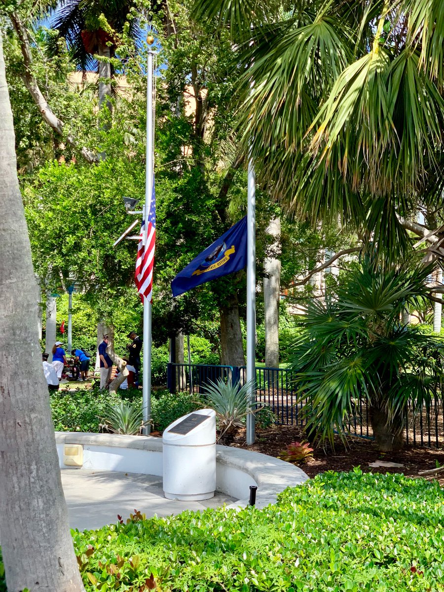 Morning family bike ride in beautiful #FortLauderdale to visit the various memorials that pay homage to those who’ve fallen #MemorialDay #gratitude