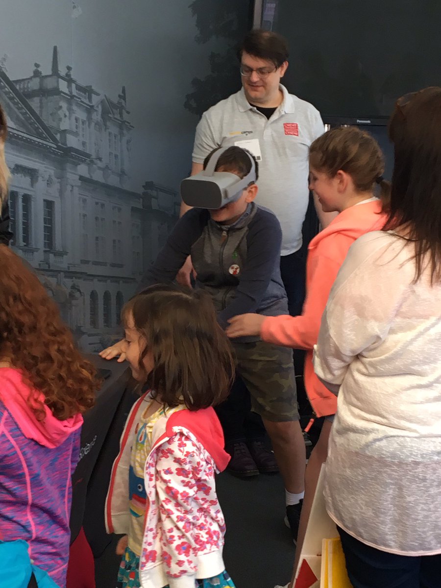 CUcomscOutreach's tweet image. Great day today at the eisteddfodd. #computerscience4all
