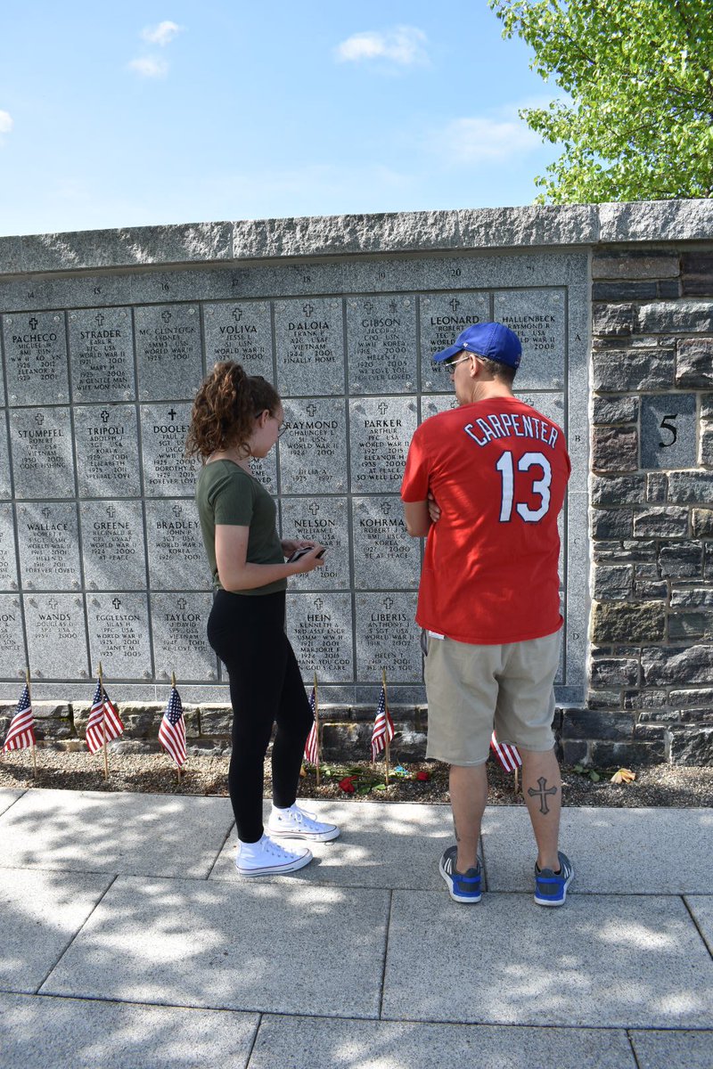 jimmyjamny's tweet photo. Started today the only way I know.  Visiting my pops and his friends.  Thank you to all of those those serve.  #HonorThem #MemorialDay2019 #PrivateFirstClass #PupleHeart https://t.co/1I6DsRi3Mg