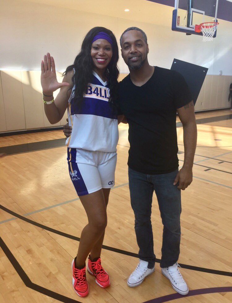 ThePurpleDiva13's tweet photo. I had such a wonderful time Balling For Lupus yesterday with the @ballingforlupusluvs foundation !!! Blessed to be a part of a great event for a great cause!!! Happy to do my part and already looking forward to next year!!! #ItsLaTresa #MsGeorgia 😊💜😊 https://t.co/14MoTOHJcc