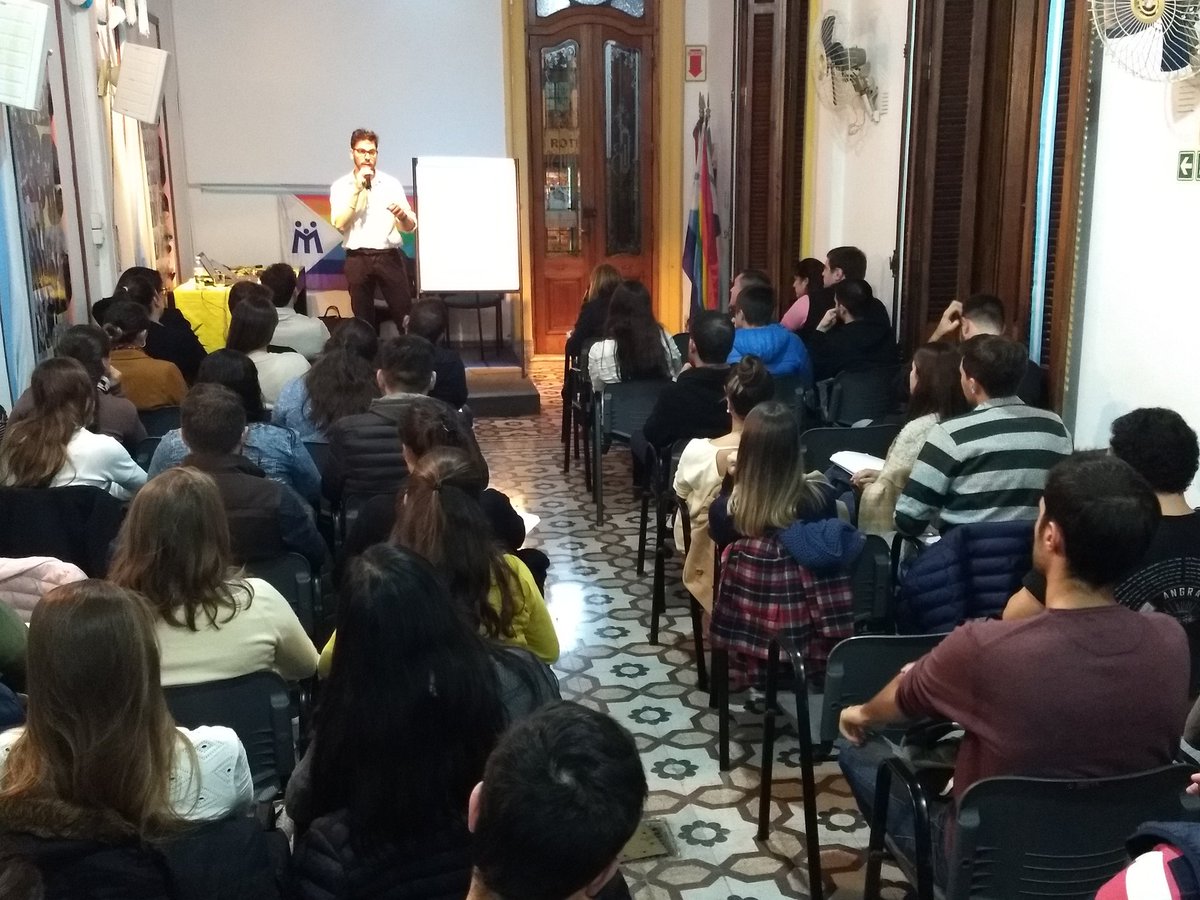 mutualistas's tweet photo. Empieza el Encuentro de Formación para @Jovenes @Dirigentes @mutualistas 
@FMmutual @MutualesdeSF @JuventudCAM @CAMargentina @INAESarg @prensa_mutual https://t.co/RUqL1UOHzQ