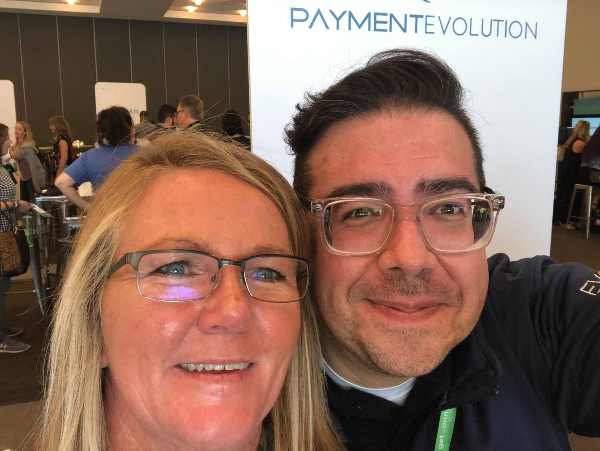 BonstarAcct's tweet image. Hey Dustin! Bonnie had a great time saying hi at #GetConnectedEDM for @quickbooksca 🎉 Great booth @payevo and great app! Is everyone enjoying the #getconnected event? #bookkeepersrock