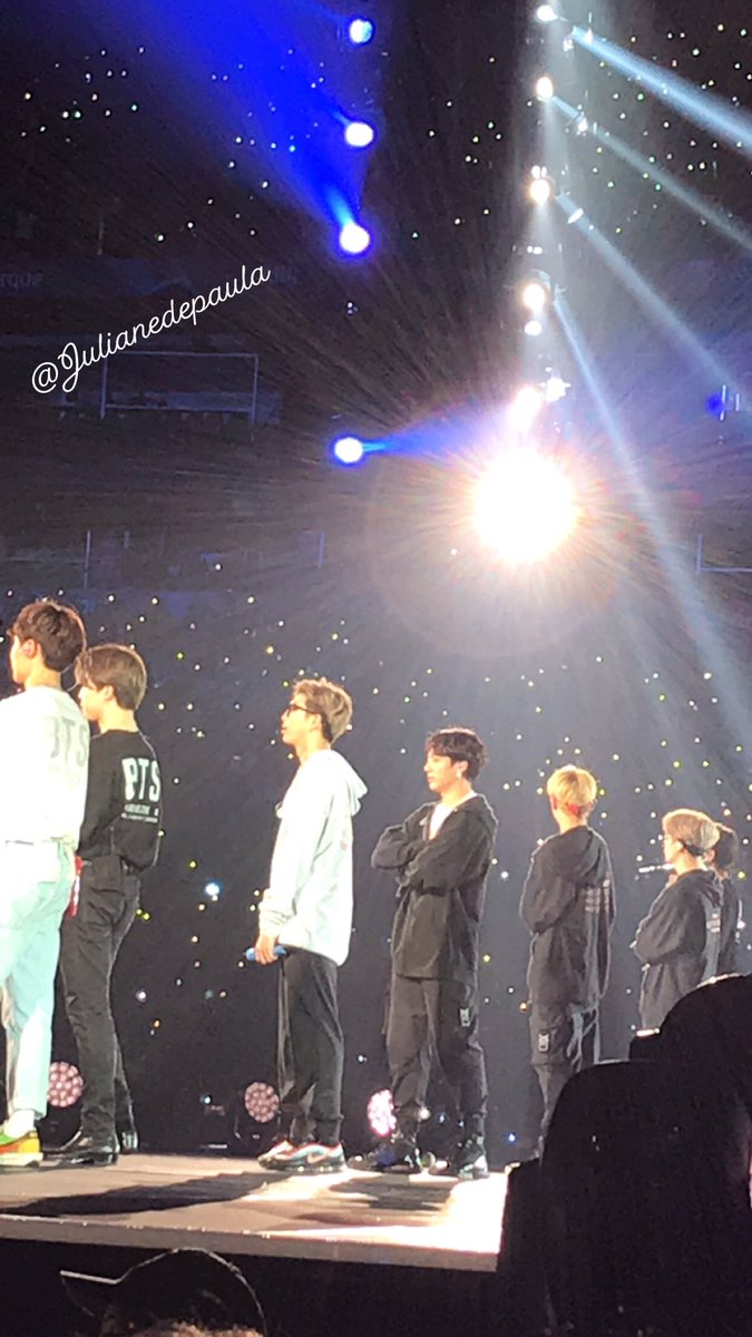Julianedepaula's tweet photo. Definições de MELHOR DIA DA MINHA VIDA foram atualizadas #BTSatAllianzParque_D2 #BTSinAllianzParque_D2 #BTS #BTSinBrazil #BTS https://t.co/QNj2bcyogZ