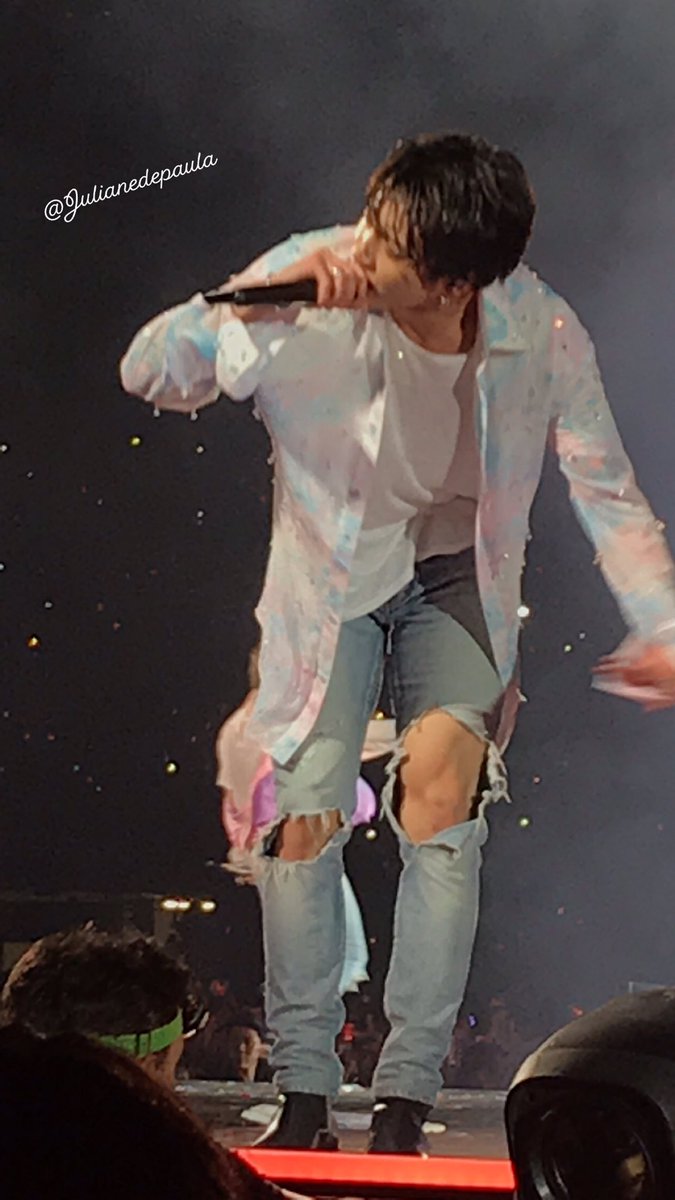 Julianedepaula's tweet photo. Definições de MELHOR DIA DA MINHA VIDA foram atualizadas #BTSatAllianzParque_D2 #BTSinAllianzParque_D2 #BTS #BTSinBrazil #BTS https://t.co/QNj2bcyogZ