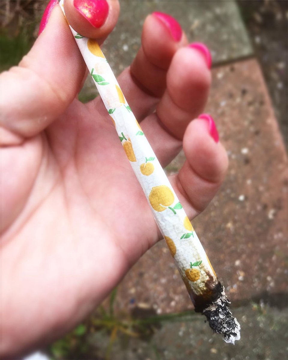 WeedLex tweet media