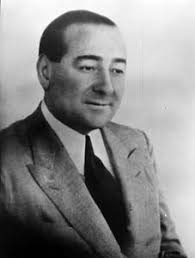 Menderes dönemi

1955-1956 yılları arasında Türkiye ile ABD arasında imzalanan "tarım anlaşmaları" Türk tarımının gelişmesini önlemiş ve ABD tarım ürünlerine Türkiye’de her yıl genişleyen pazar açmayı amaçlamıştır.
12 Kasım 1956 tarihli "Zirai Maddeler Ticaretinin Geliştirilmesi