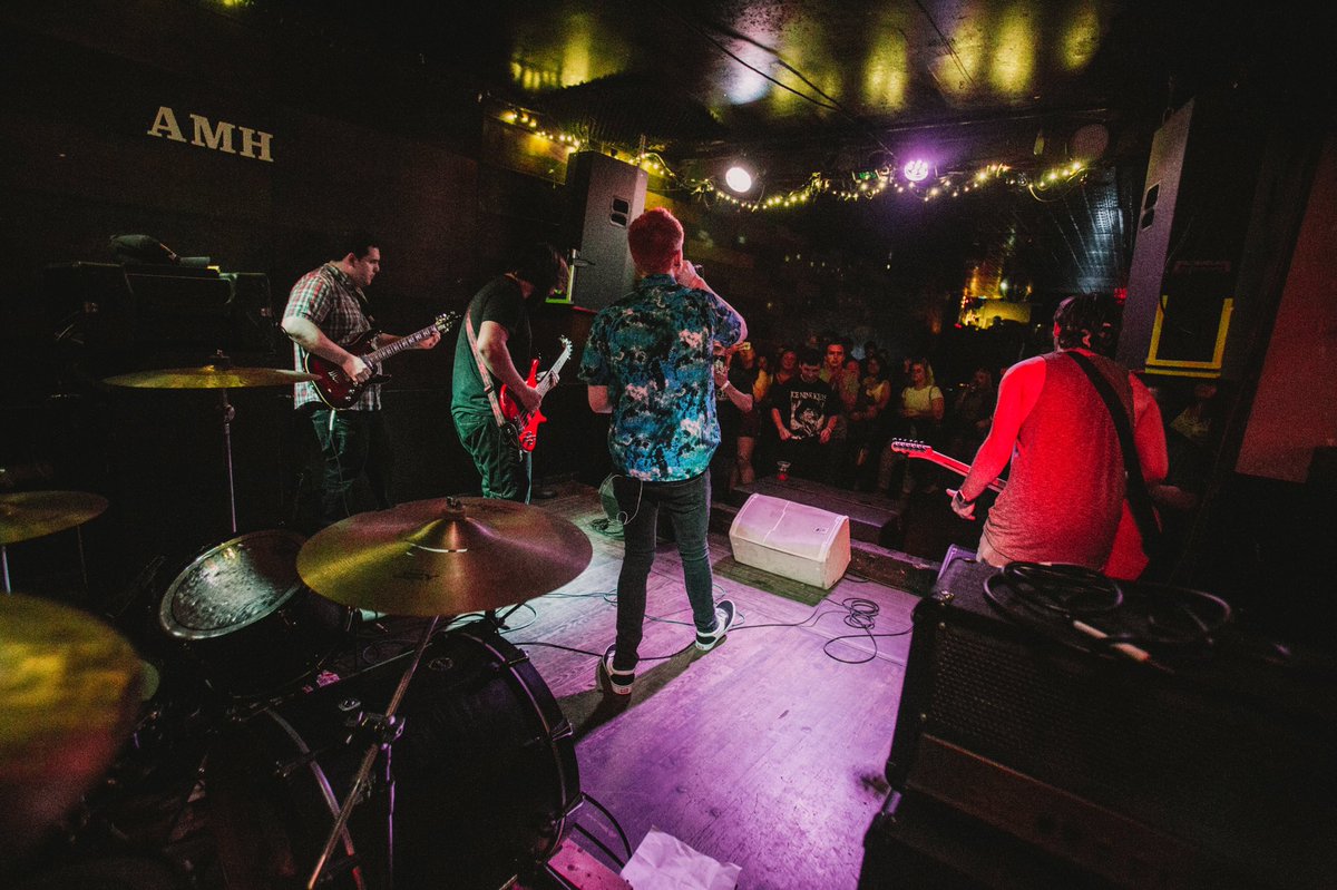 @AmityvilleMH was crazy! Shout out to <a href="/TheEverafterNY/">The Everafter</a>, <a href="/northernstateli/">northernstate</a>, <a href="/Downsidesli/">Downsides</a>, @B_D_T_W_, and <a href="/SwaIIowTheSun/">𝕵𝖚𝖎𝖈𝖊 𝕾𝖕𝖗𝖎𝖓𝖌𝖘𝖙𝖊𝖊𝖓</a>! Everyone killed it! See ya next time! 😉