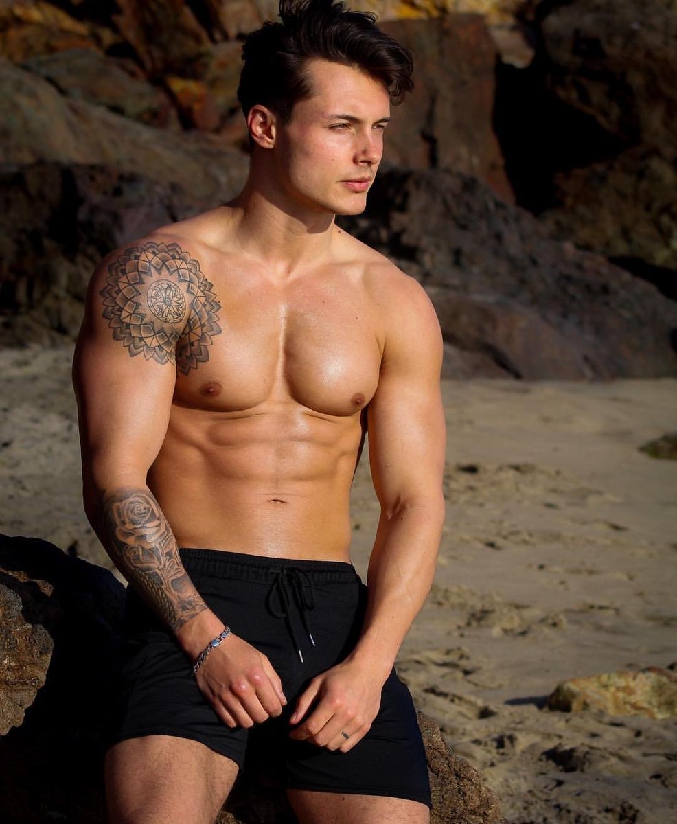 #MCM My soulmate, my other half, the one that holds my heart, my breath, my life, the father of our perfect princess, my perfect man <a href="/WryAuthor/">Hardin Scott [RP]</a>