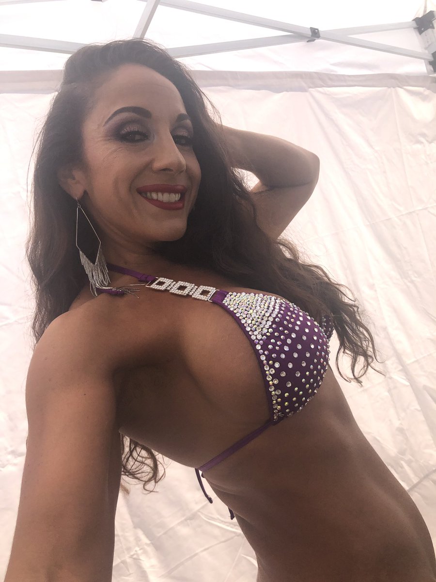 MsJewellMarceau's tweet photo. Weight @ 115.8lbs this morning. Not my lightest-definitely my strongest of 3 shows. I'm going on stage now!Categories:"Bikini short" &amp; "Masters over 40"
Competition is tougher than my previous shows. Cum on down! #wishMeluck #fitnesscompetitor #MuscleBeachInternationalClassic2019 https://t.co/me3GiFPHw0