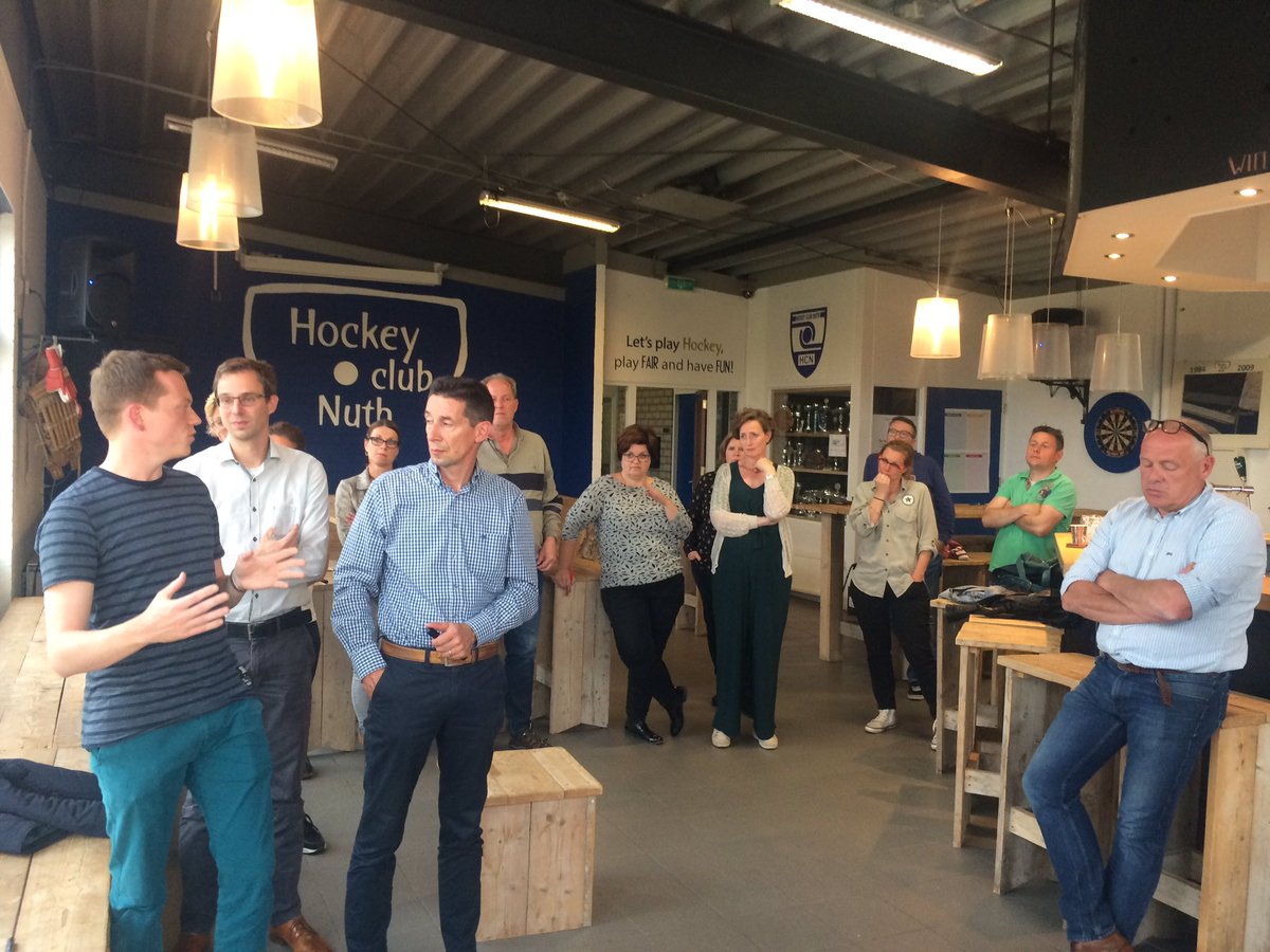Nu bij strategiesessie 3 <a href="/HockeyclubNuth/">Hockeyclub Nuth</a> door <a href="/Elkethijssen/">Elke Thijssen</a> en Eline van <a href="/KNHB_NL/">KNHB</a> ‘Is het verenigingsmodel niet langer houdbaar?’