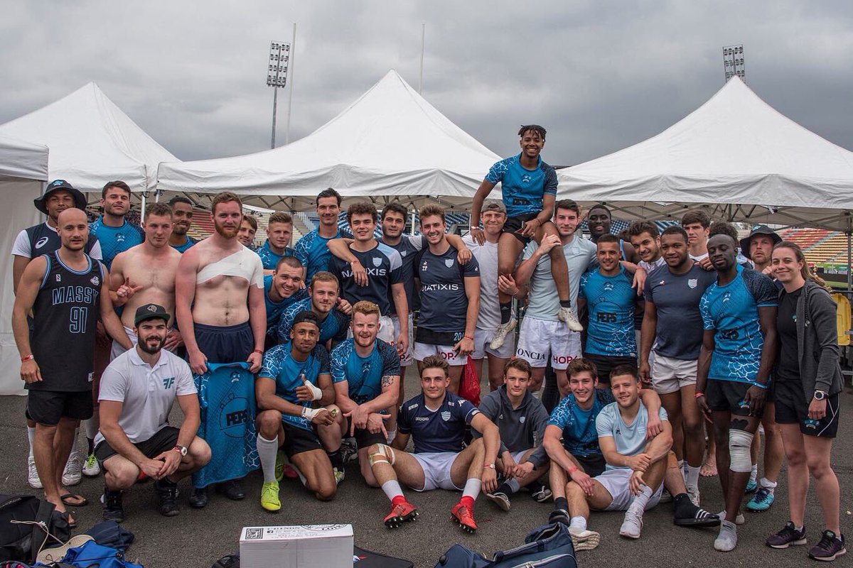 7FRugby's tweet photo. FANTASTICS PARCOURS 🤙🏻

Vainqueurs du tournoi au @HHSevens 
Finale remportée 26 à 12 face à une grosse équipe du @racing92 

Ce résultat nous place provisoirement en tête du Circuit Élite 7s. 

Félicitations à l’ensemble du groupe pour cette magnifique performance 🏆 https://t.co/U7AaYHY4mf