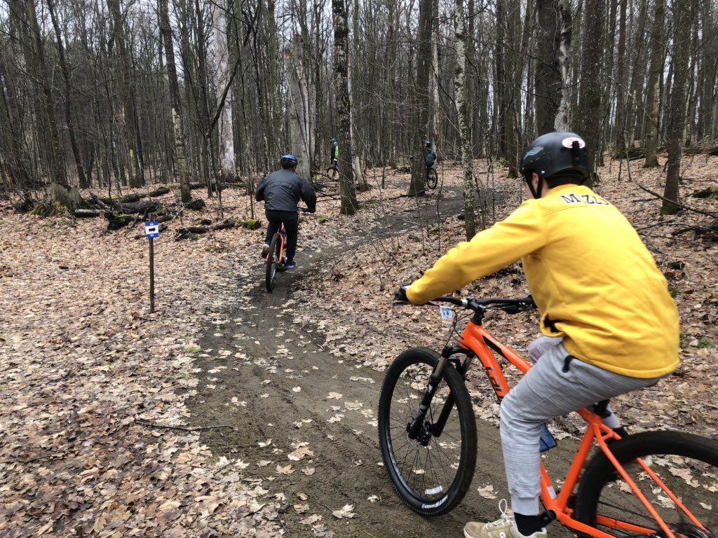SprucehillAdven's tweet photo. We had a great training season for MTB racing. Riding, running, strength workouts and learning about nutrition to enhance performance. https://t.co/eqdkvBmlWE