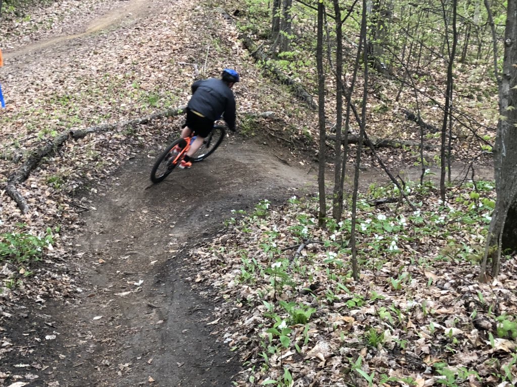 SprucehillAdven's tweet photo. We had a great training season for MTB racing. Riding, running, strength workouts and learning about nutrition to enhance performance. https://t.co/eqdkvBmlWE