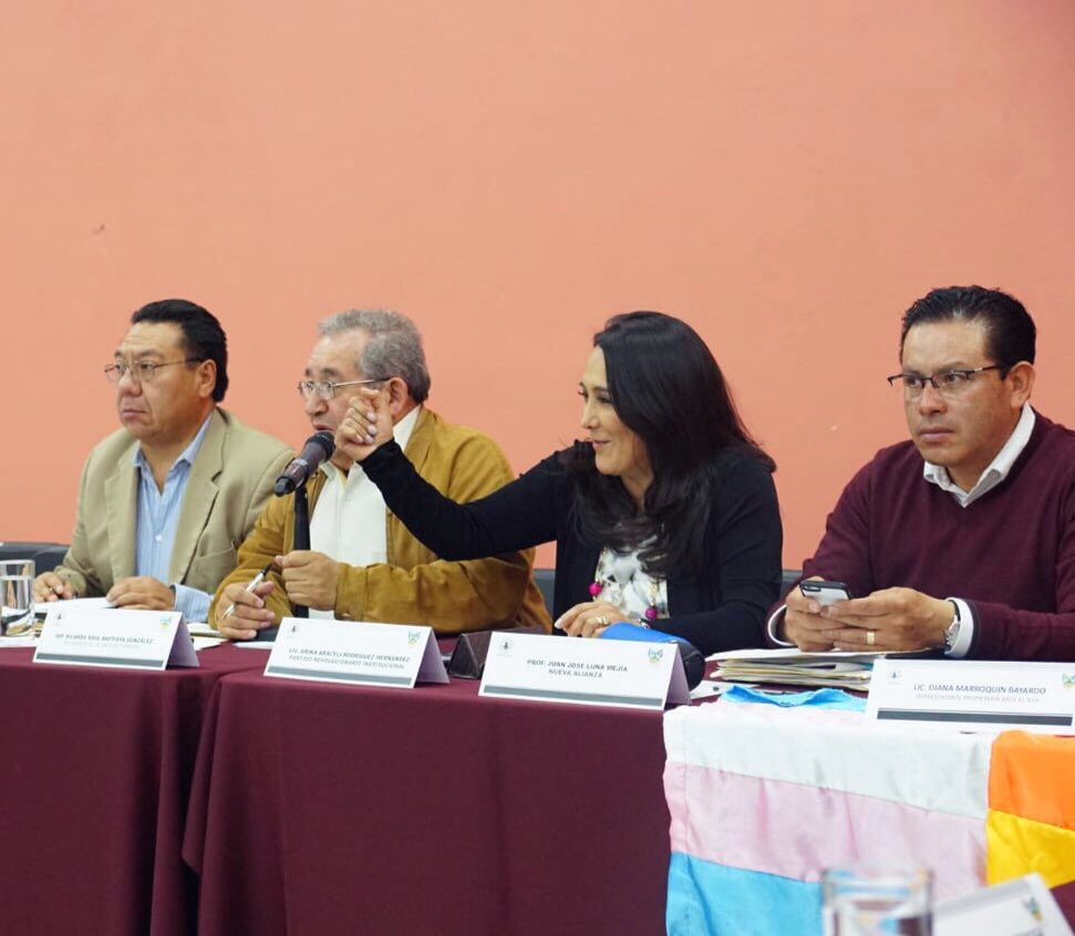 jmvalerapiedras's tweet photo. Dando seguimiento a las mesas de trabajo de la Reforma Política Electoral, hoy en el @CongresoHidalgo se abordaron los temas de medios de impugnación y violencia política por razones de género en beneficio de las y los #Hidalguenses. https://t.co/4wRay8KGgO