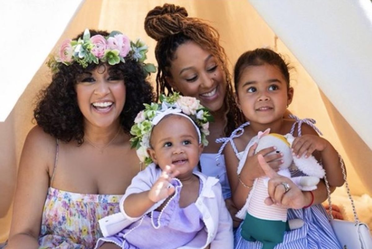 Essence's tweet photo. Happy #MemorialDay! We hope you get to spend this commemorative holiday with those who matter most. https://t.co/oqLa36frqj