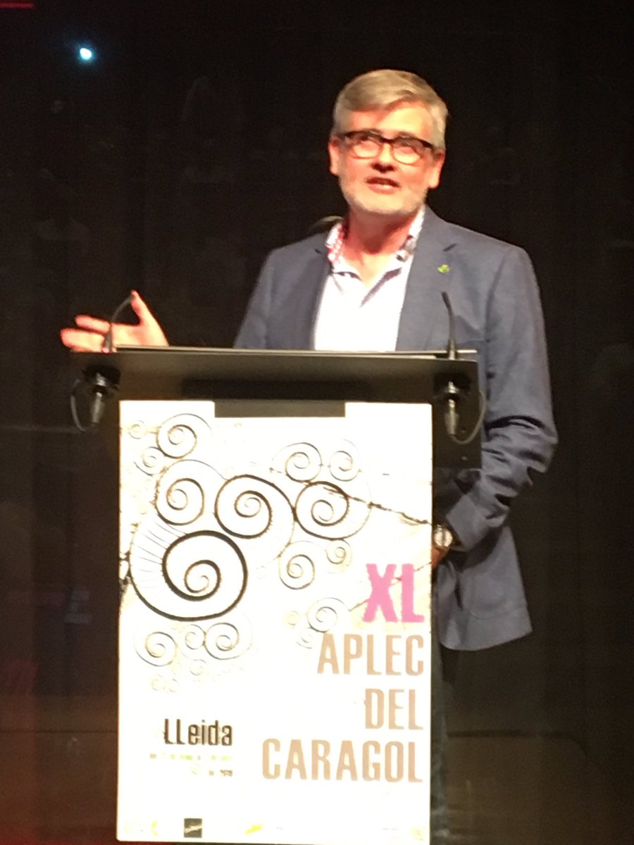 FerranMontardit's tweet photo. El Jordi Graell del @CuinaLleida rep el guardó Caragol Bover per la seua implicació en la patrimonalització del caragol en el Congrés Català de la Cuina. #AplecLleida2019 https://t.co/ri0ZXtxt1T