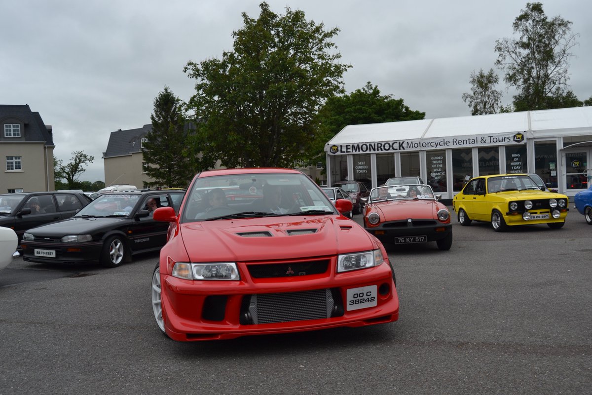 adelcoleman's tweet photo. On route on the Anne Casey Joy Classic Car Run in #Killarney in Aid of @KerryCancer Support. Fantastic day in aid of an amazing cause. Well done to all involved! #healthlinktrasnport #alannoonanphotography #classicford #fordescort #mk1 #classiccars https://t.co/mga1xpdHtd