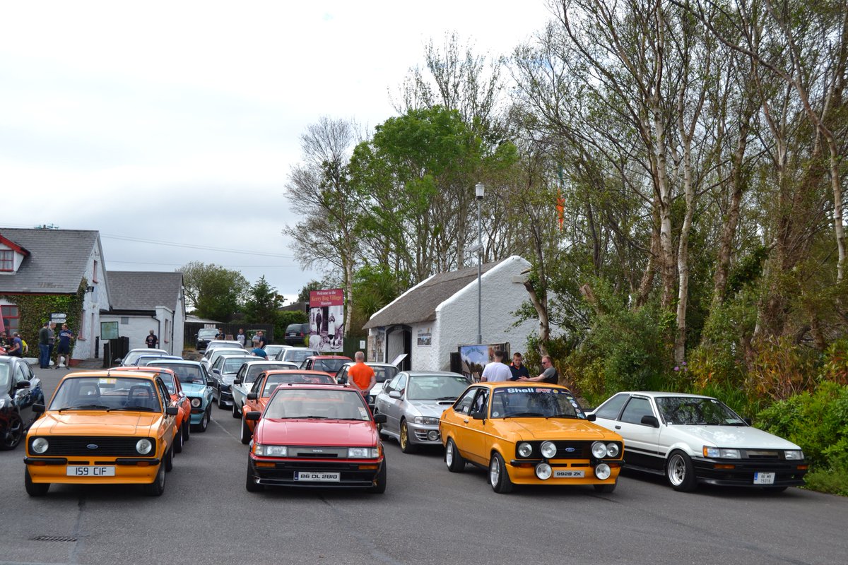 adelcoleman's tweet photo. On route on the Anne Casey Joy Classic Car Run in #Killarney in Aid of @KerryCancer Support. Fantastic day in aid of an amazing cause. Well done to all involved! #healthlinktrasnport #alannoonanphotography #classicford #fordescort #mk1 #classiccars https://t.co/mga1xpdHtd
